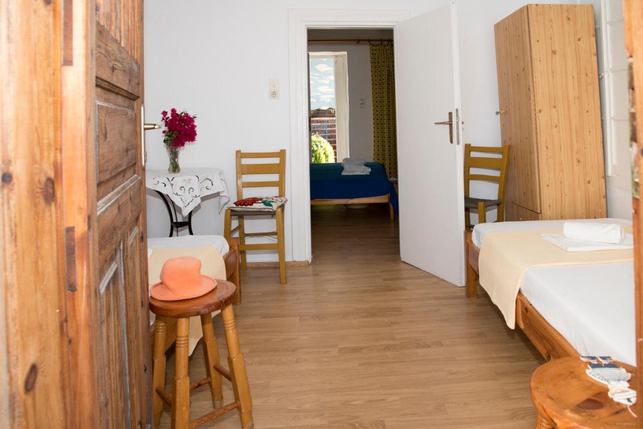 Damianos Rooms 아다마스 외부 사진